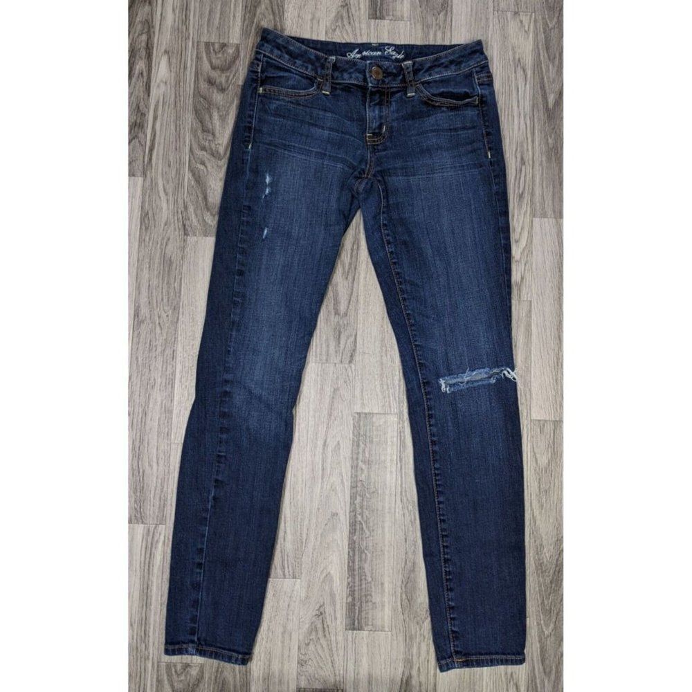 (3/$35)American Eagle Sz 4 Regular Stretch Distressed Embroidered Jeans Jeggings